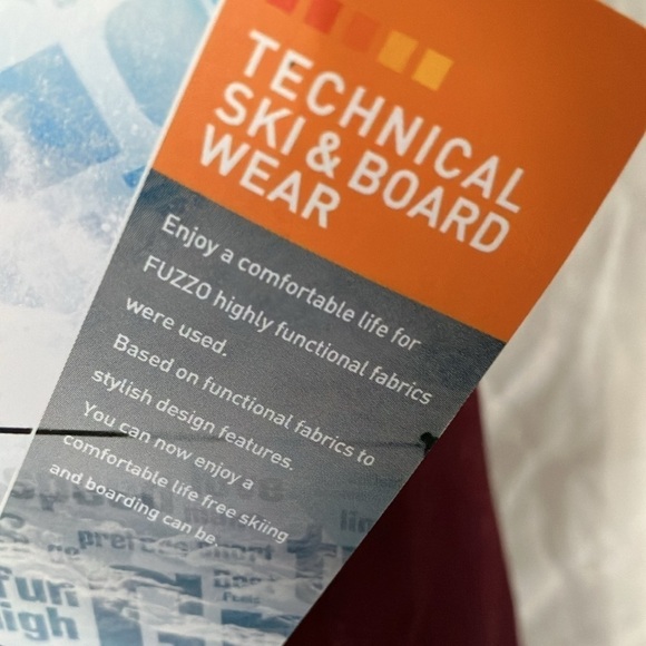 Fuzzy:Maroon Technical Ski/Board Wear- Snow pants- Korean Company-95 (US size M) - Picture 3 of 16